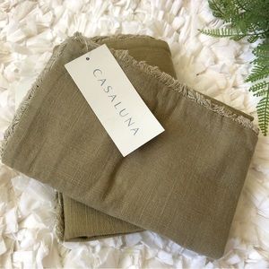 New Pair Casaluna Pillow Shams Linen Blend Heavyweight King Moss Green